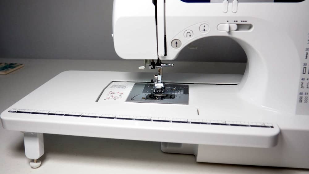 My new Brother CS6000i sewing machine – video review – Sew Simple Bags