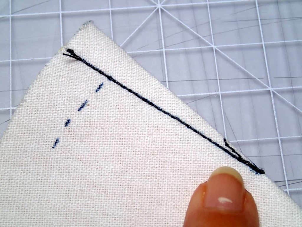 How to sew darts. Image from tutorial on how to sew darts for bag making, including how to mark darts, how to sew darts and how to press them.