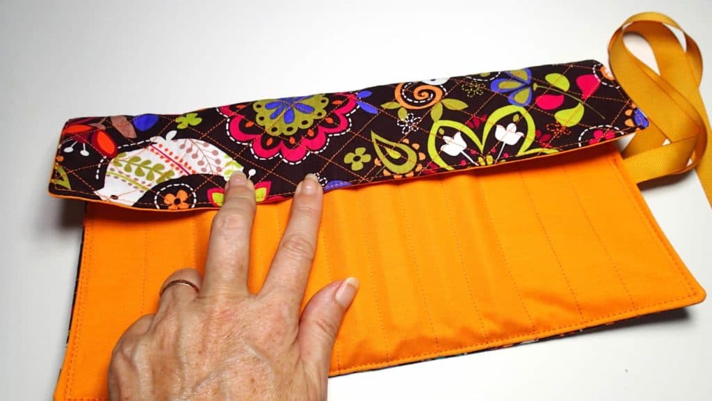 How to sew a scroll pencil or brush case, Tutorial